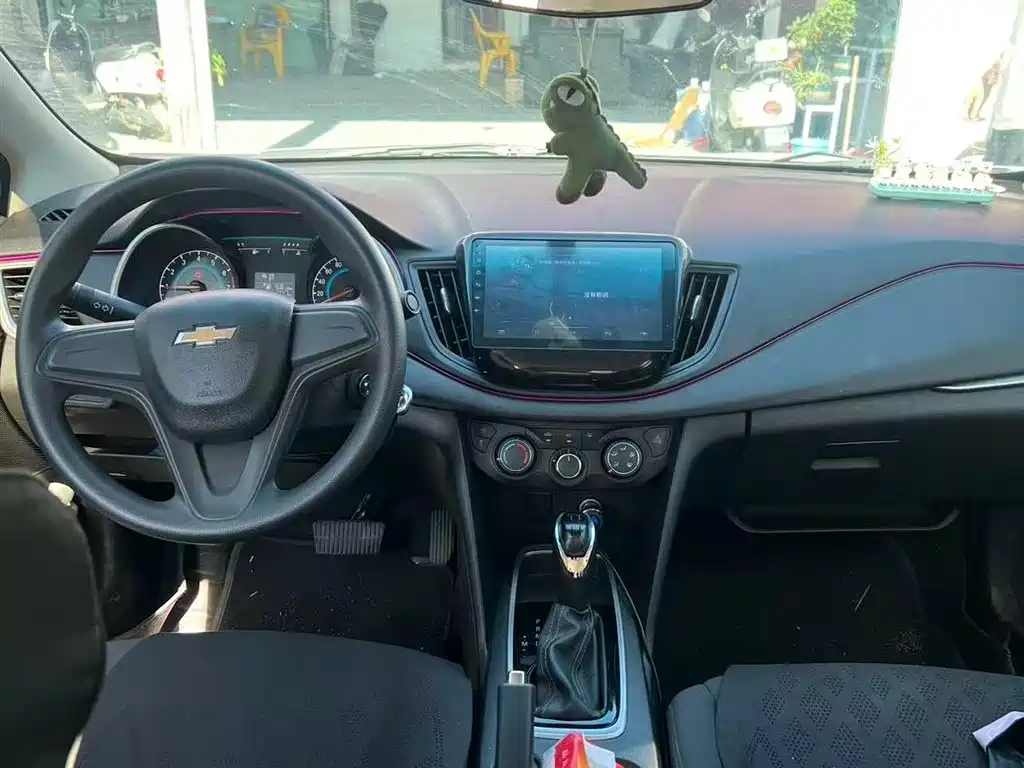 Chevrolet Cavalier 2019 320 Auto Sunroof Enjoyment Edition фото 5