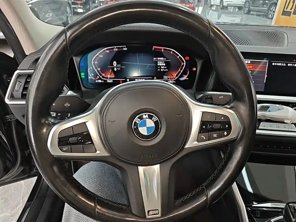 BMW 3 Series 2020 320Li M Sport Package фото 11