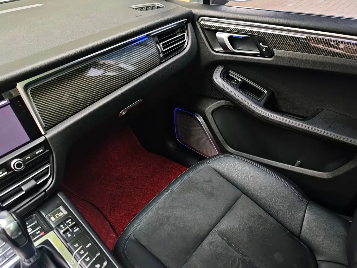 Porsche Macan 2020 Macan 2.0T фото 17