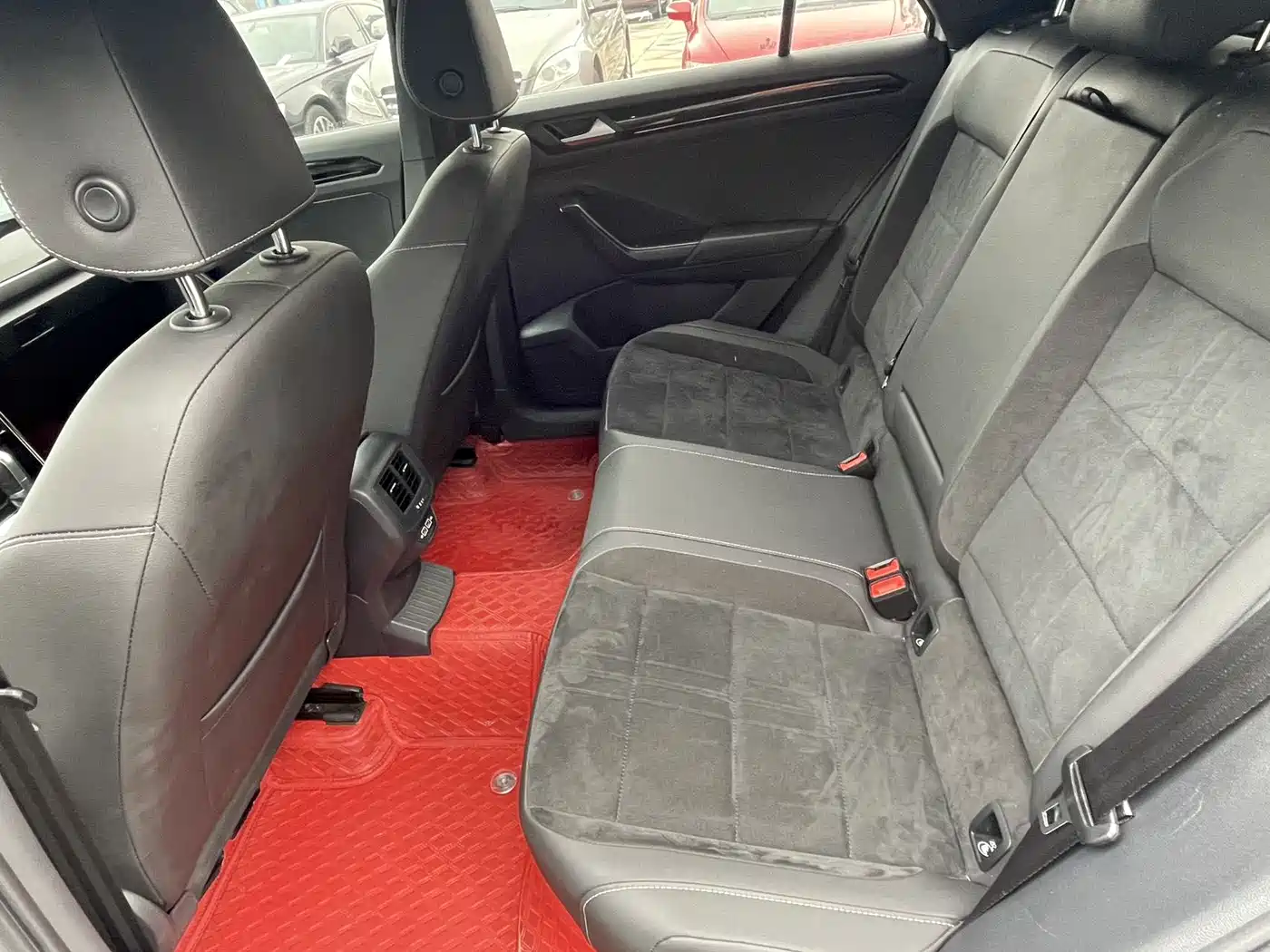 Volkswagen T-ROC 2021 280TSI DSG 4WD Luxury Connected фото 12