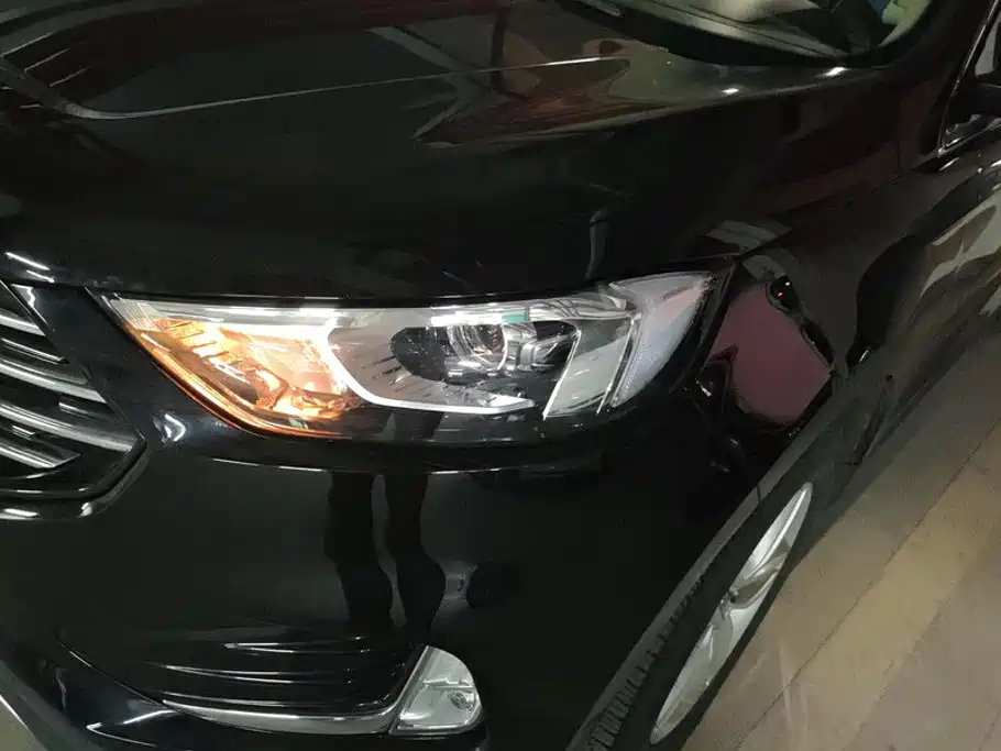 Фото 5 - Ford Edge