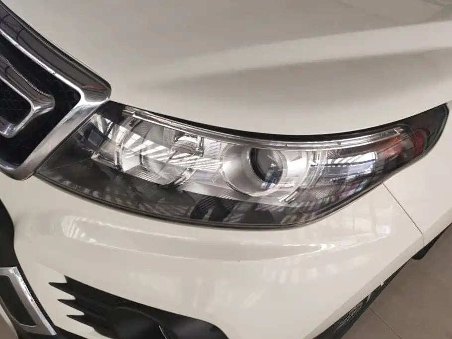 BAIC Senova X55 2016 2016 1.5T CVT Luxury Edition