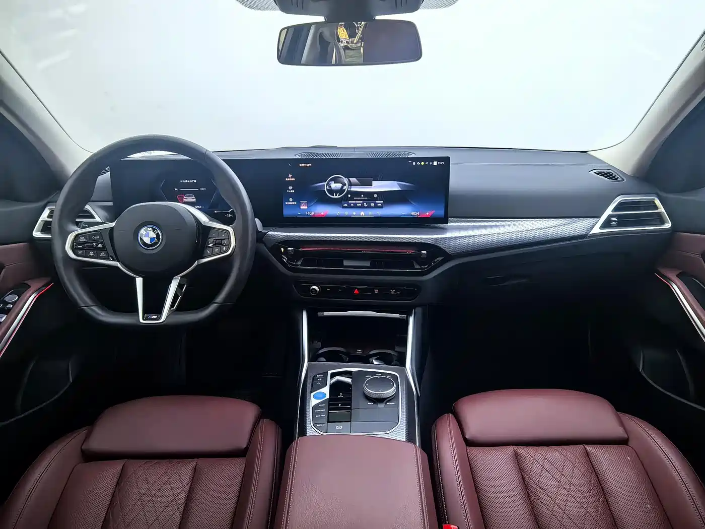 BMW i3 2025 eDrive 40 L Shadow Night Package фото 8