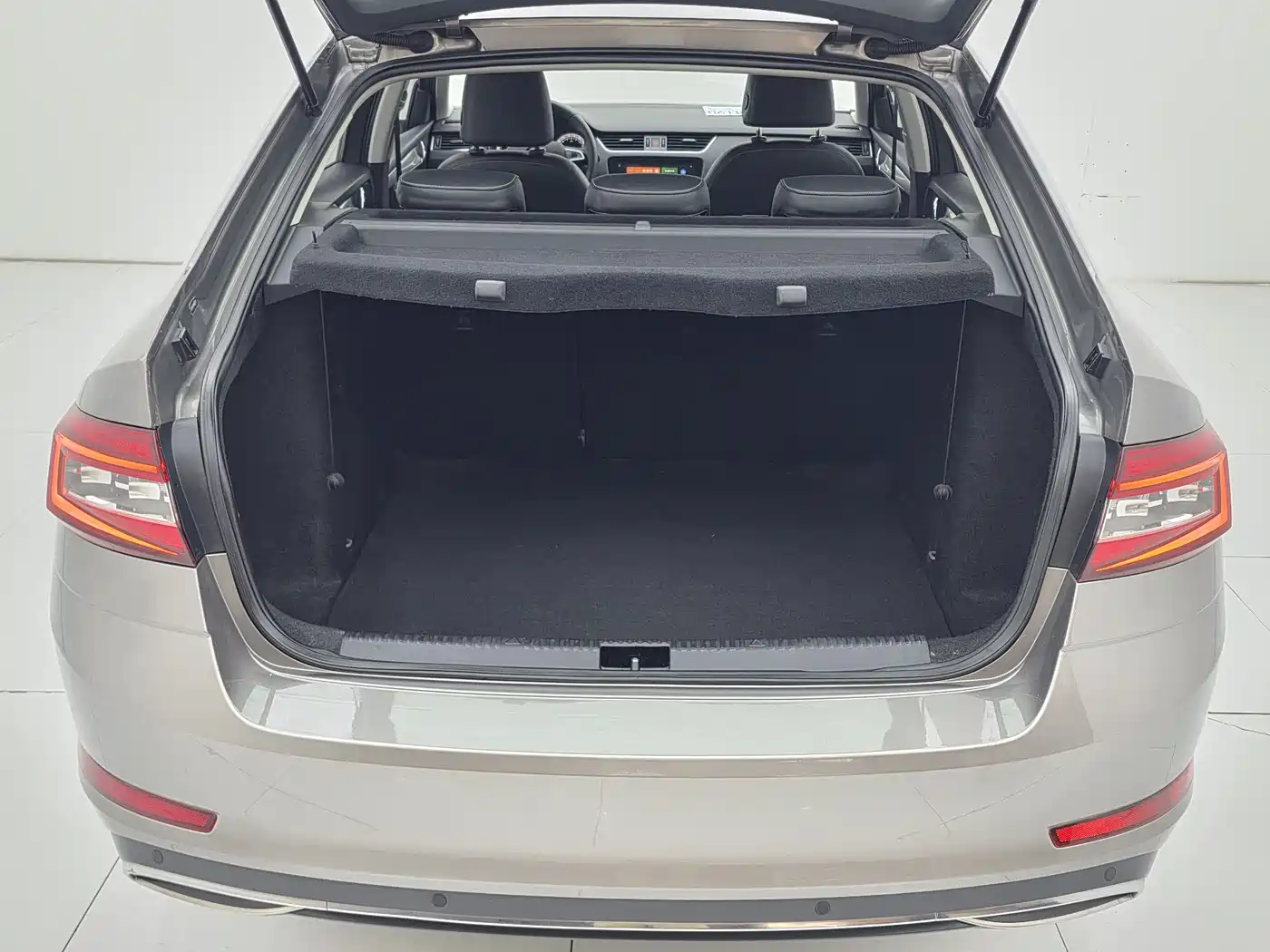 Škoda Octavia 2019 1.5L Automatic Smart Comfort China VI фото 18