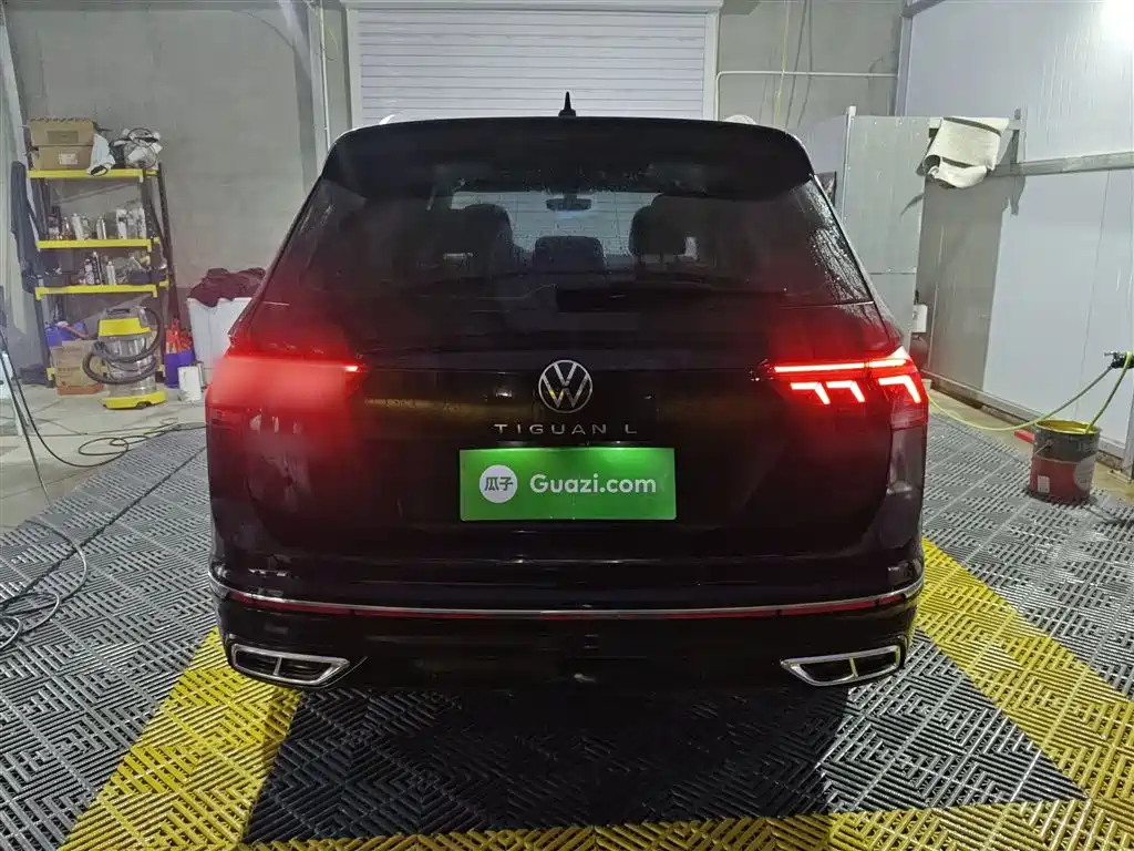 Volkswagen Tiguan L 2024 330TSI Automatic 2WD R-Line Premium Enjoyment Edition фото 5