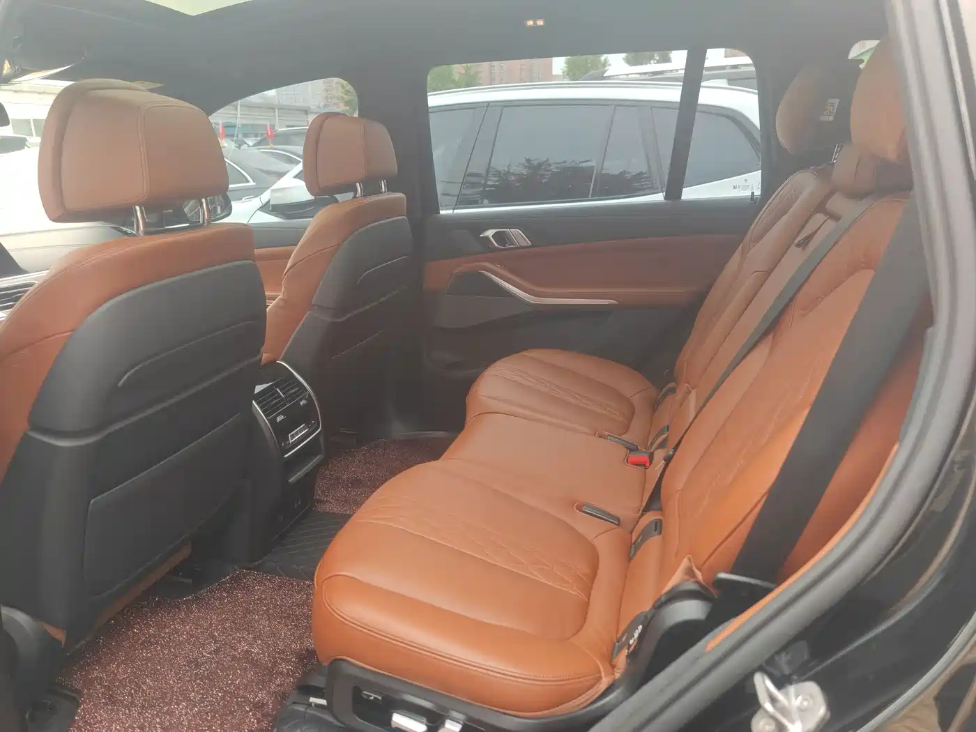 BMW X7 2022 xDrive40i Exclusive M Sport Package фото 7