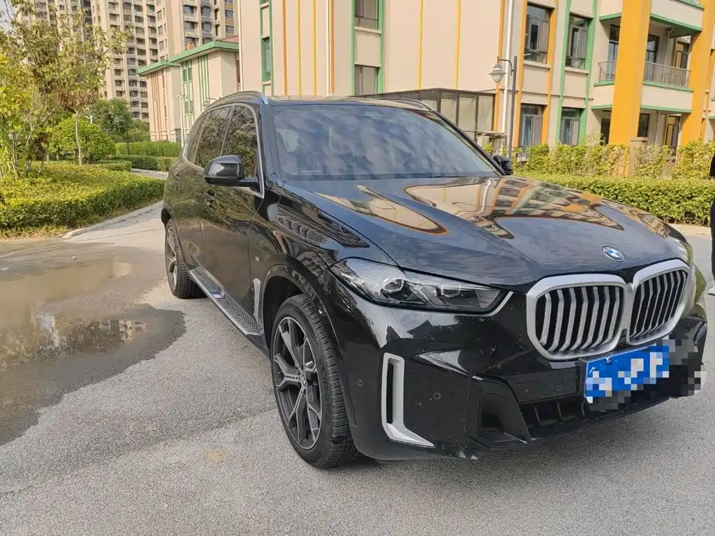 BMW X5 1970 2023 xDrive 40Li Premium M Sport Black Night Package