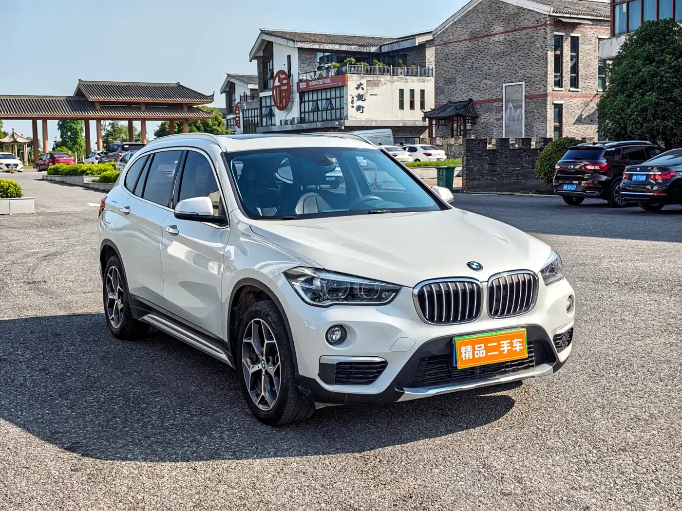 BMW X1 2019 sDrive18Li Premium Model фото 3