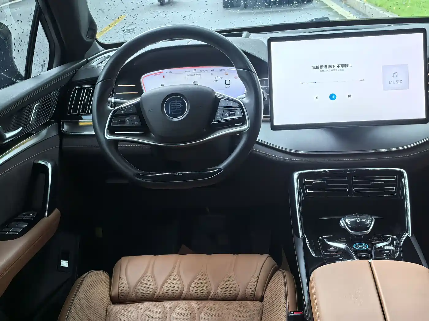 BYD Tang New Energy 2022 DM-p 215KM AWD Executive фото 18