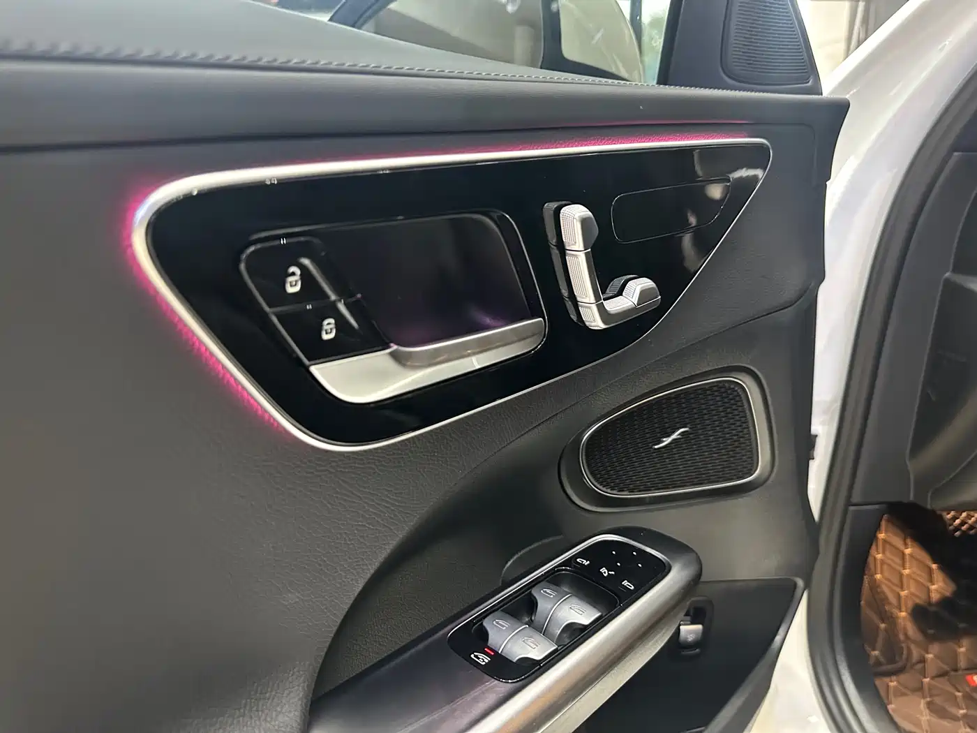 Mercedes-Benz C-Class 2022 Facelift C 200 L Sport фото 11