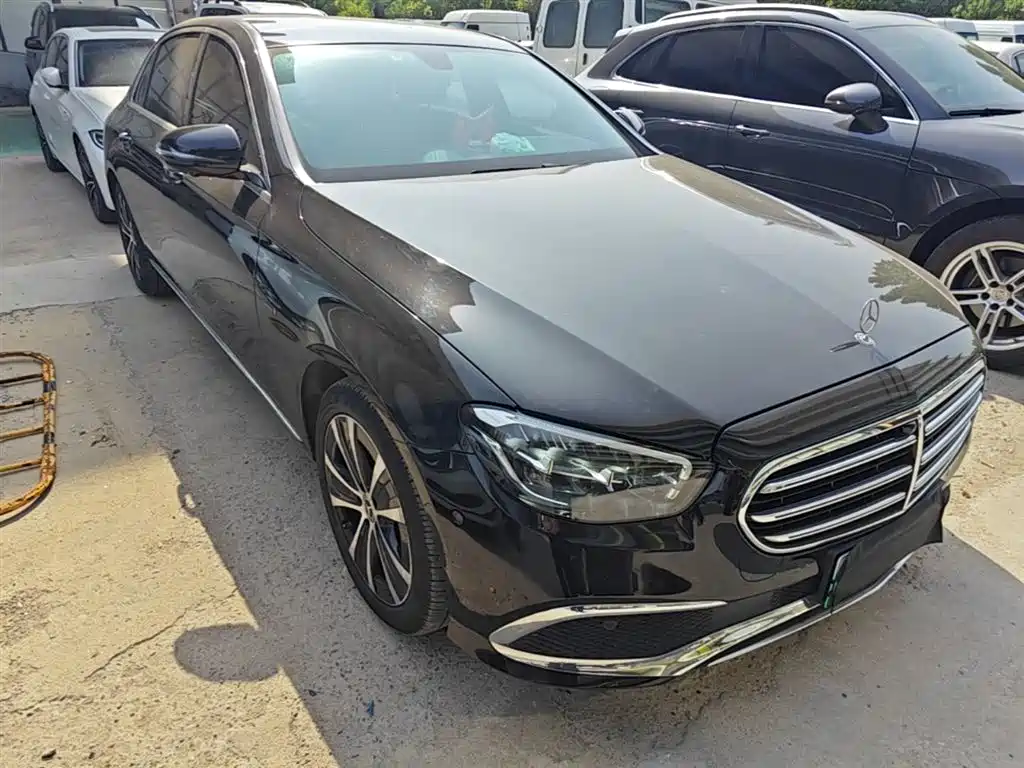 Mercedes-Benz E-Class New Energy 2021 E 350 e L Plug-in Hybrid Sedan фото 22