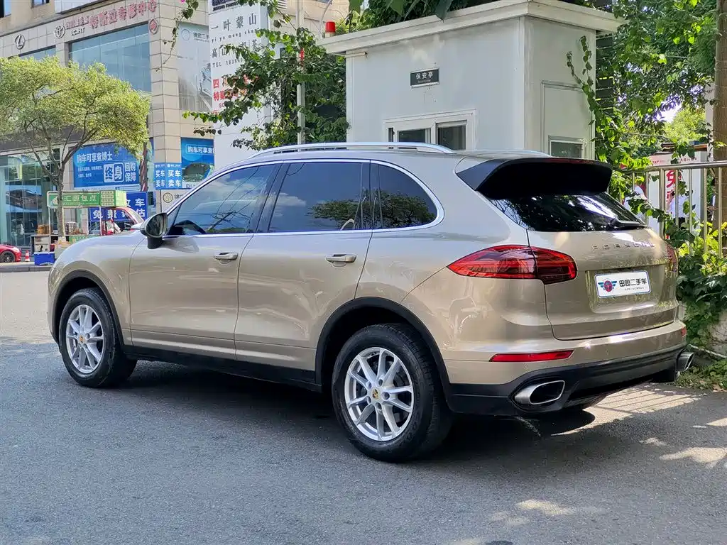 Porsche Cayenne 2016 Cayenne 3.0T фото 4