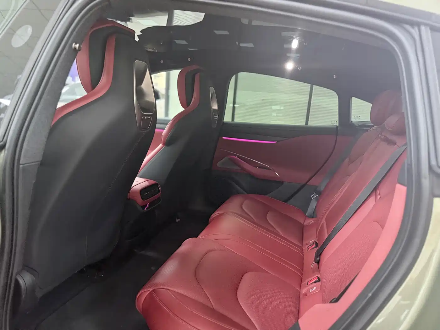 Xiaomi Auto Xiaomi SU7 2024 RWD Ultra Long Range Advanced Smart Driving Pro Edition фото 8