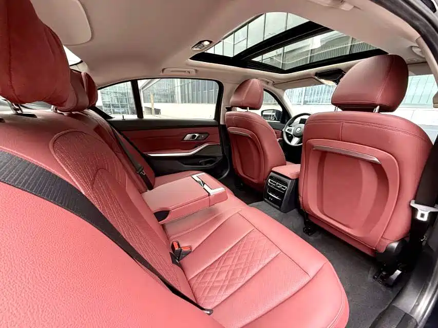 BMW 3 Series 2024 325Li M Sport Shadowline Package фото 11