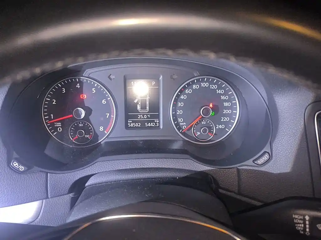 Фото 7 - Volkswagen Sharan