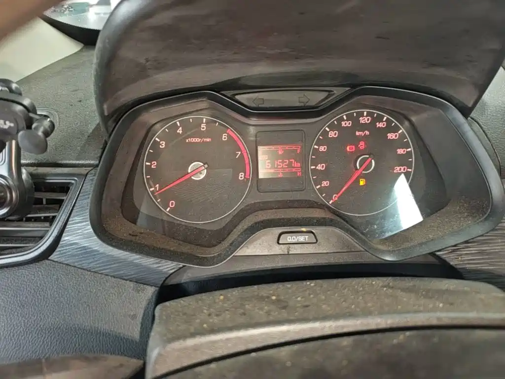 Baojun 310 2017 2016 1.2L Manual Value Edition