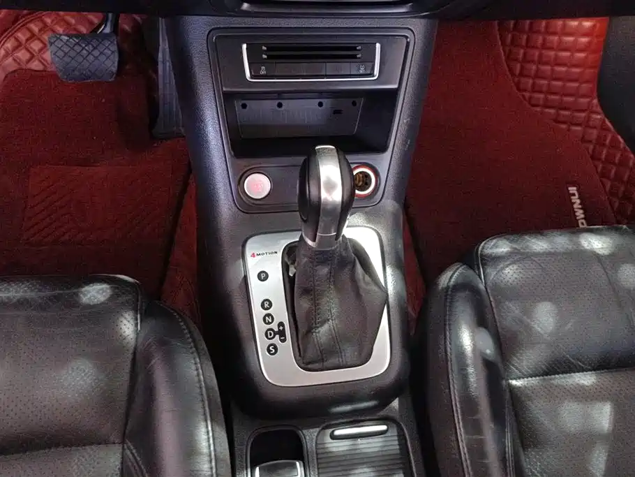 Volkswagen Tiguan 2015 1.8TSI Automatic 4WD Highline фото 16
