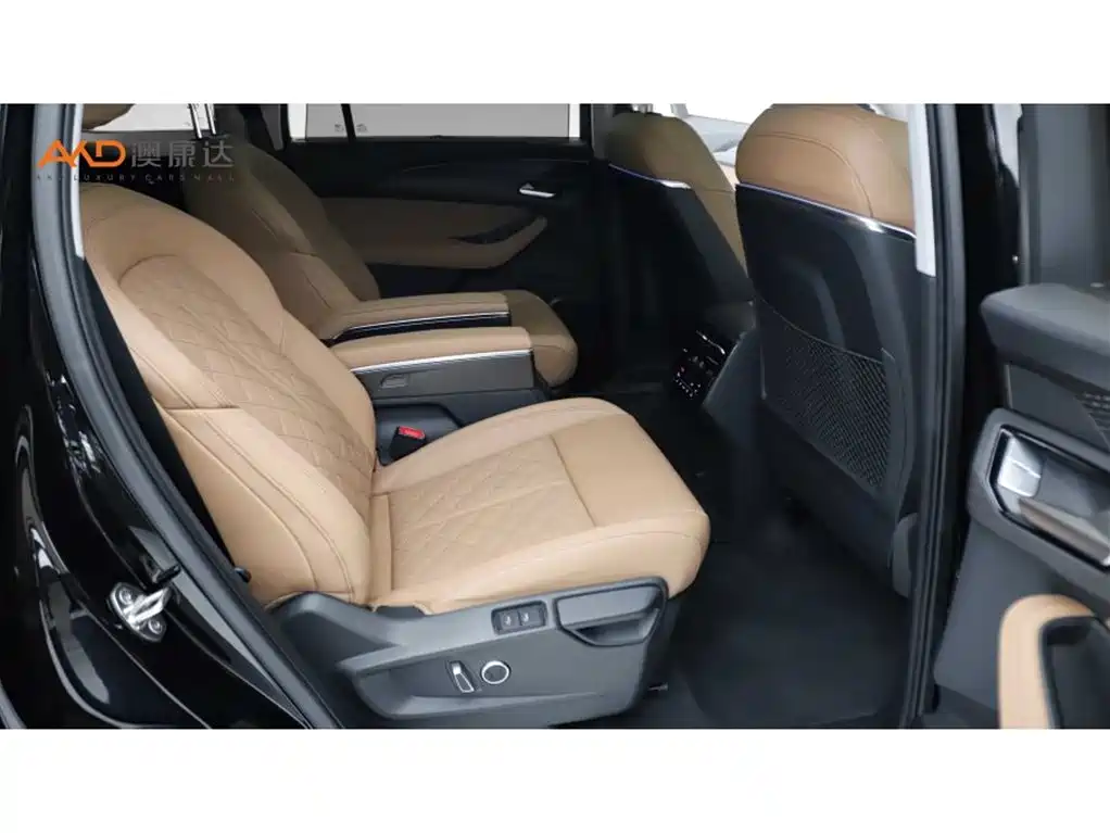 Audi Q6 2024 45 TFSI quattro Qi Yun Yu Lin Package 6-seater фото 8