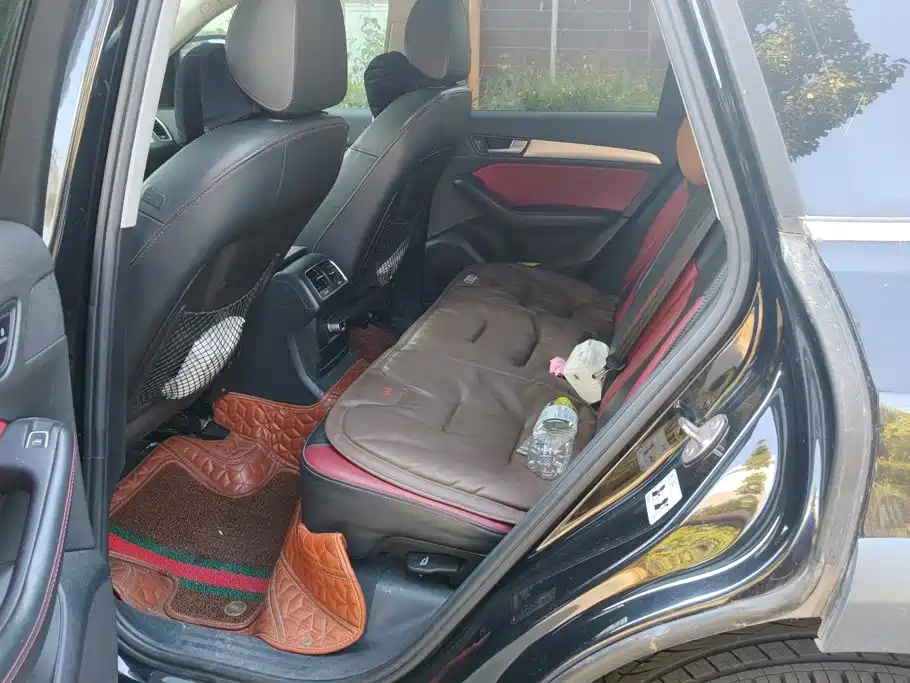 Photo 11 - Audi Q5
