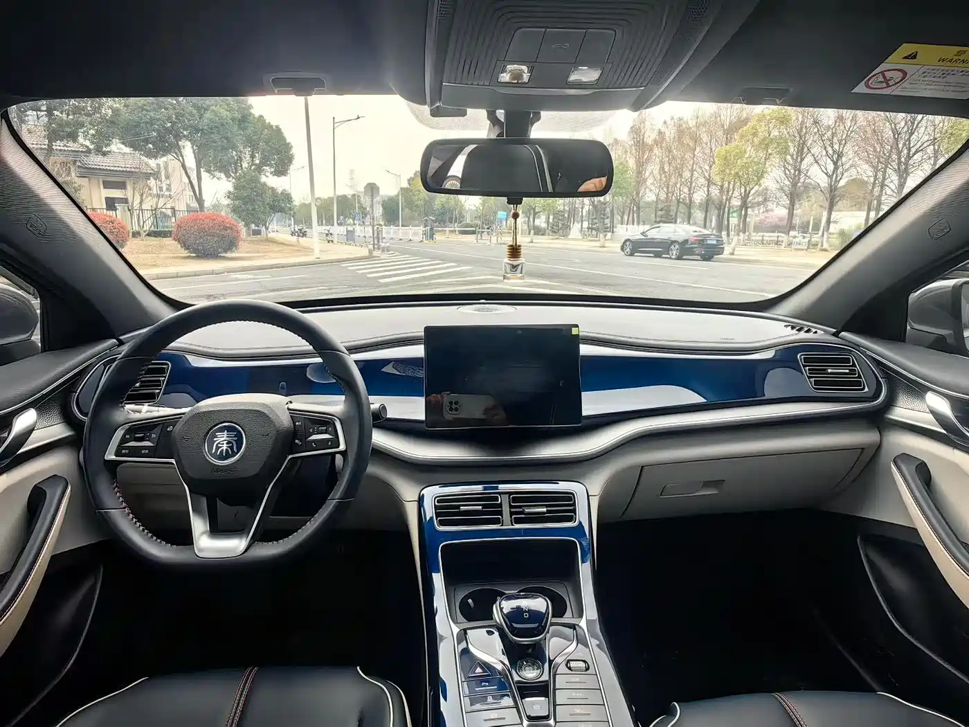 BYD Qin PLUS 2021 DM-i 55KM Premium фото 6