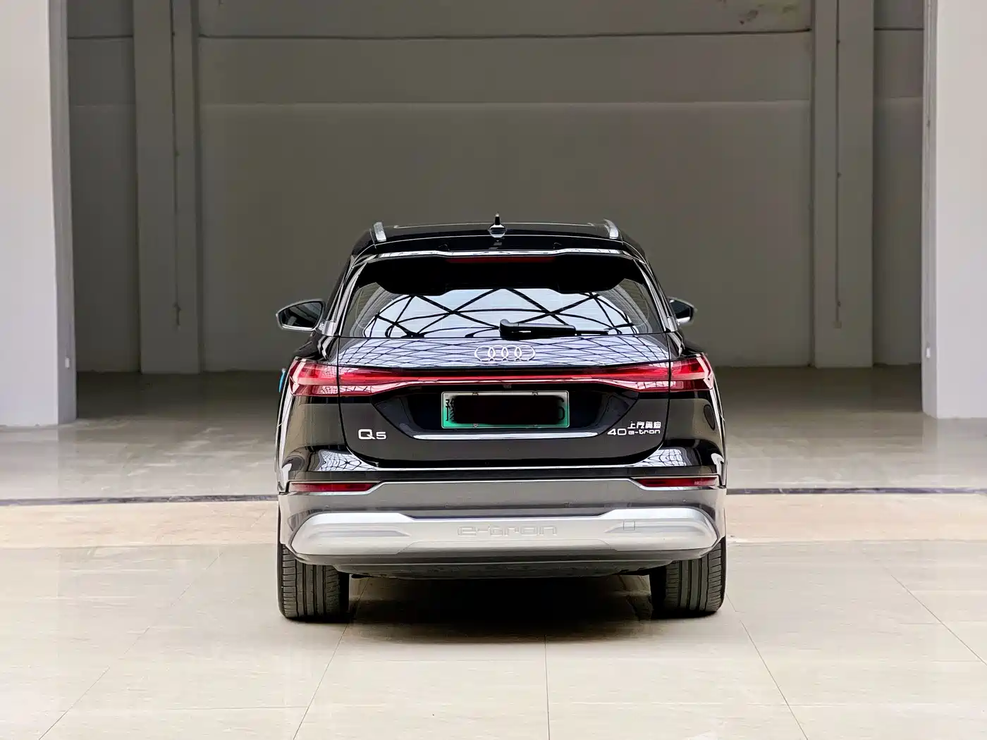 Audi Q5 e-tron 2023 2023 40 e-tron Starlight Edition Brocade Package