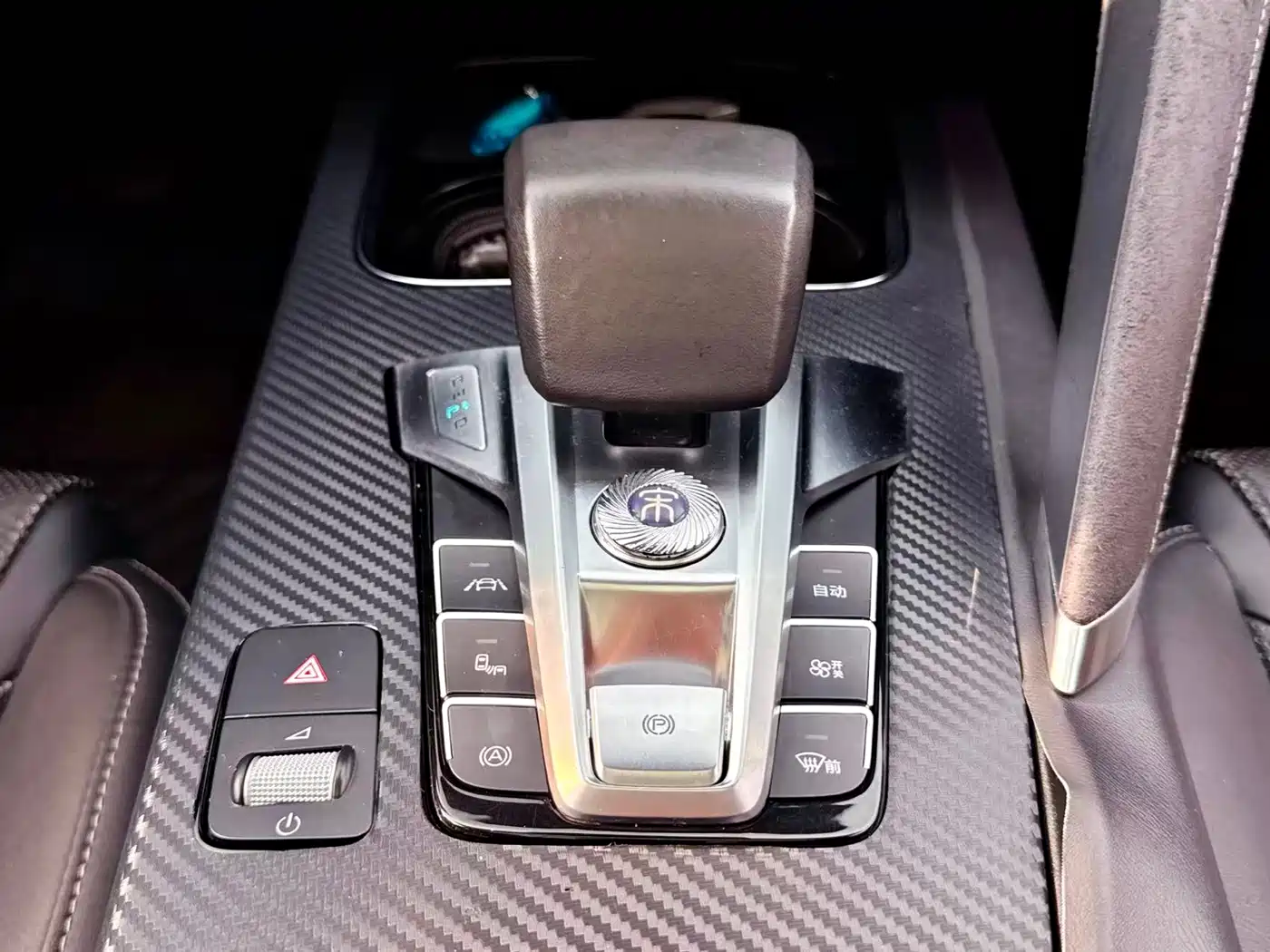 BYD Song Pro New Energy 2019 DM 1.5T AWD High-Performance Edition фото 16
