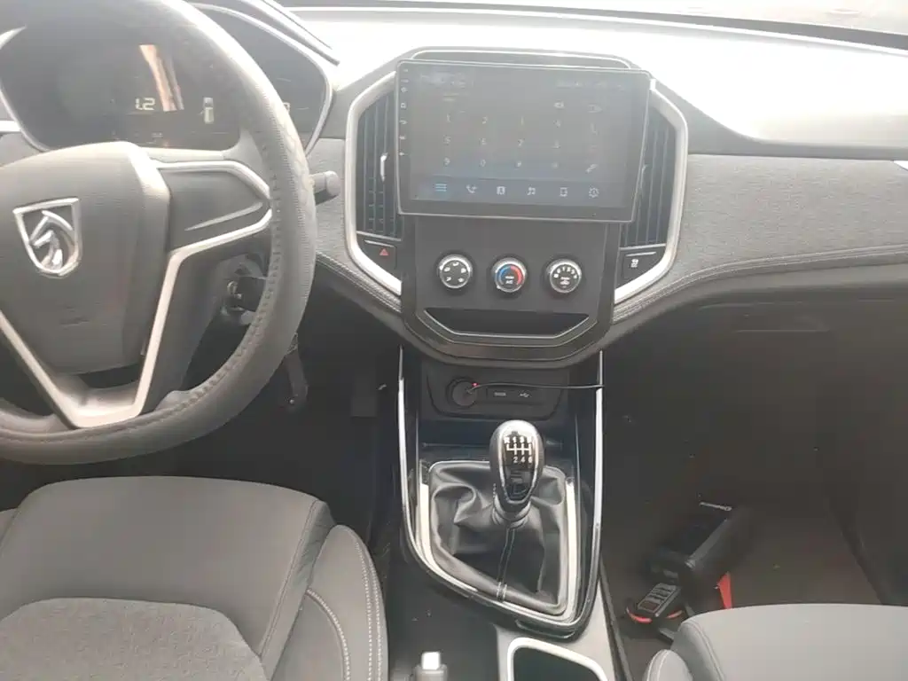 Baojun 530 2020 2020 1.5T Manual Comfort 6-seater