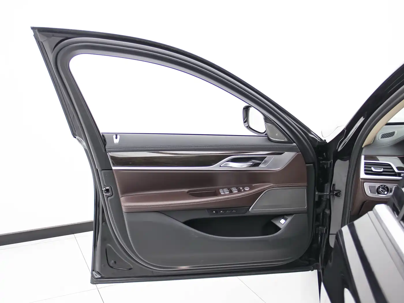 BMW 7 Series 2018 730Li Leading Type Excellence Package фото 15