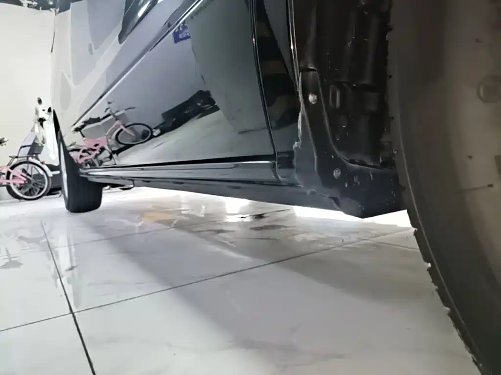Dongfeng Fengxing Lingzhi PLUS 2021 2021 2.0L Manual Luxury 7-Seater