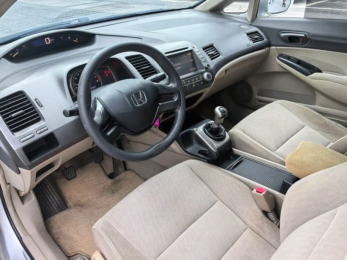 Фото 11 - Honda Civic