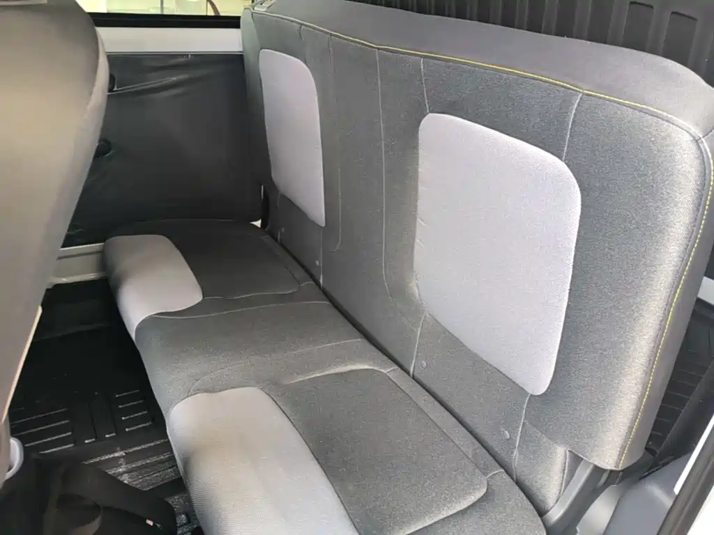 Wuling Motors Wuling Zhiguang NEV 2026 2025 Model 305km Base Version