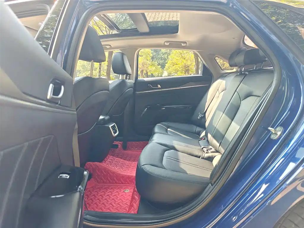 Kia K5 2020 270T CVVD Luxury Edition фото 17