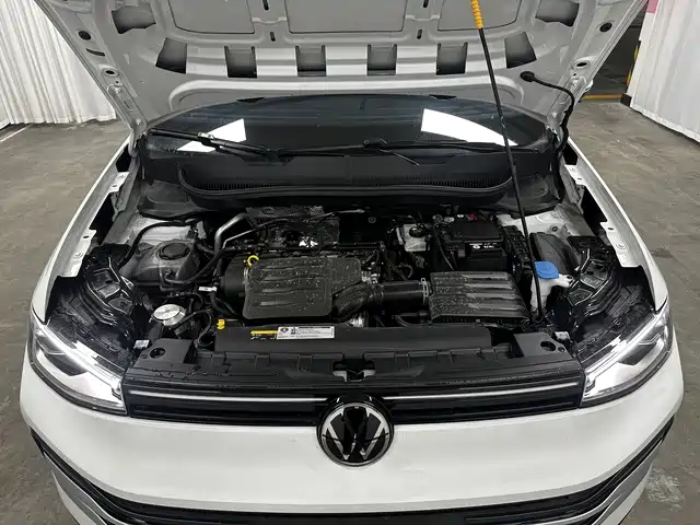 VOLKSWAGEN TUYUE