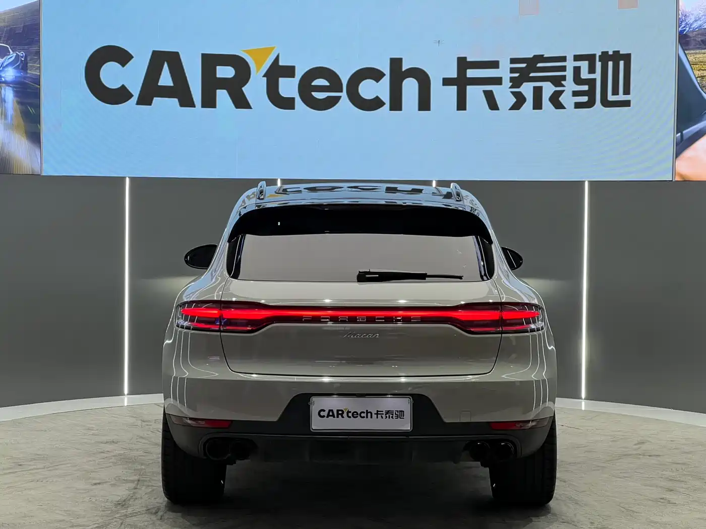Porsche Macan 2018 Macan 2.0T фото 18
