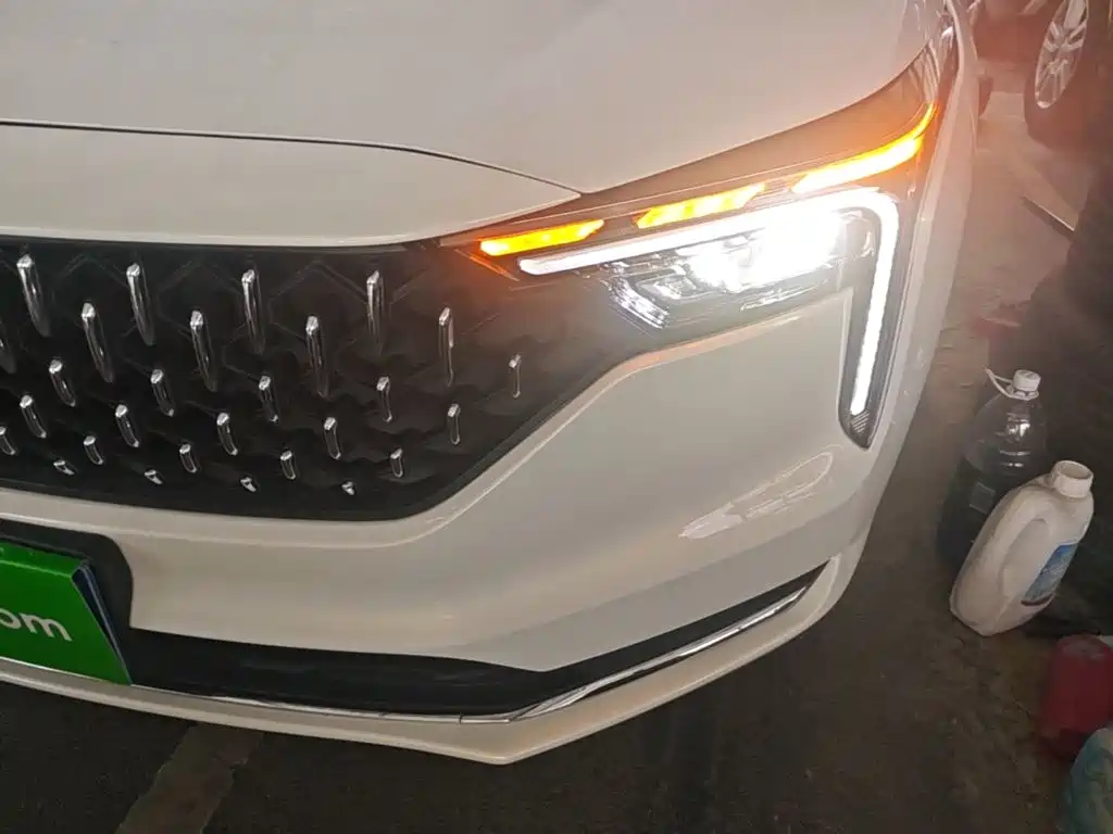 Besturn B70 2024 2022 3rd Gen 1.5T Auto Joy Edition