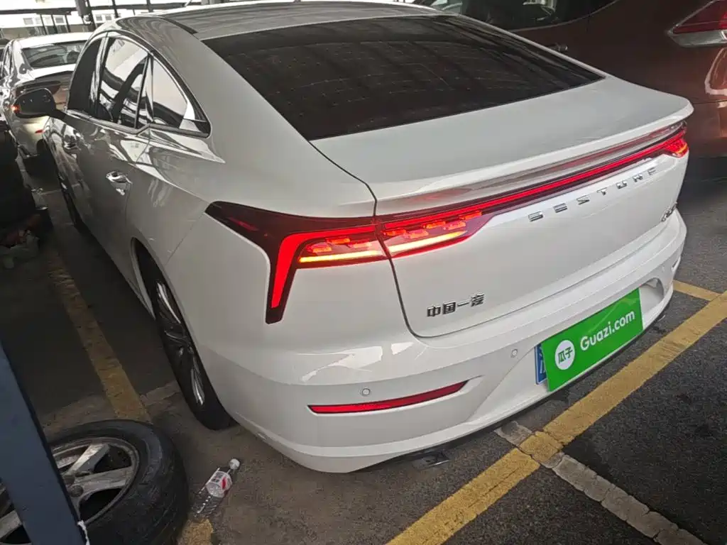 Besturn B70 2024 2022 3rd Gen 1.5T Auto Joy Edition