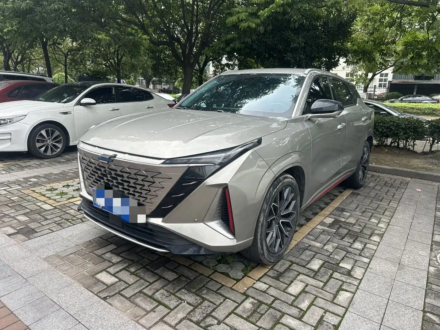 Changan Oshan Z6 2022 Blue Whale 1.5T DCT Intelligent Leader