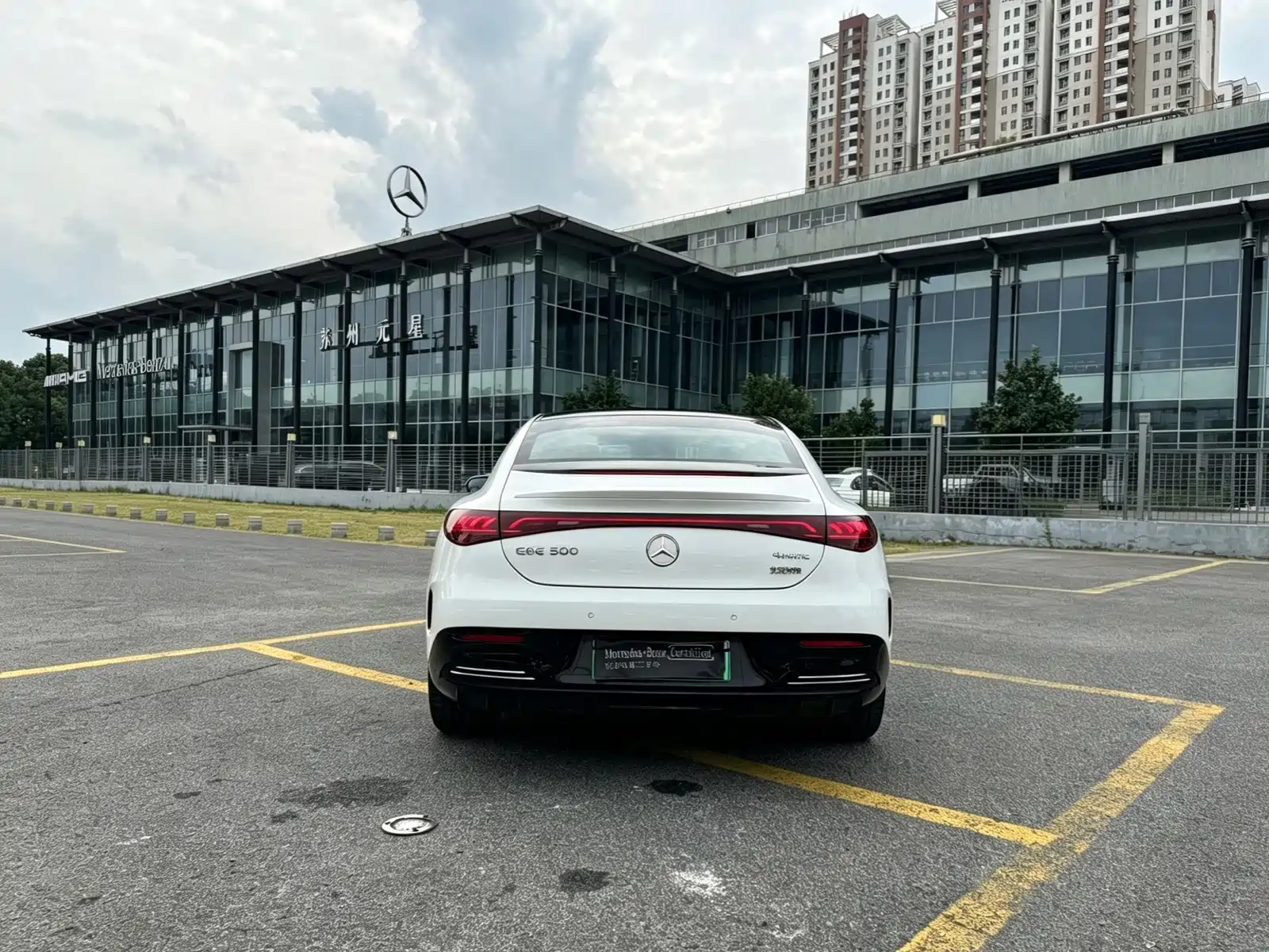 Фото 20 - Mercedes-Benz EQE