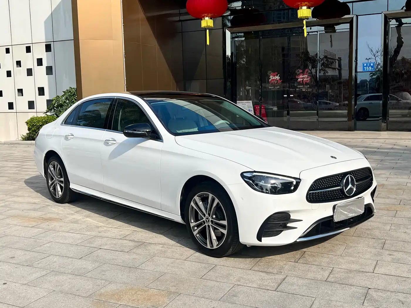 Mercedes-Benz E-Class 2022 E 260 L Sport фото 3