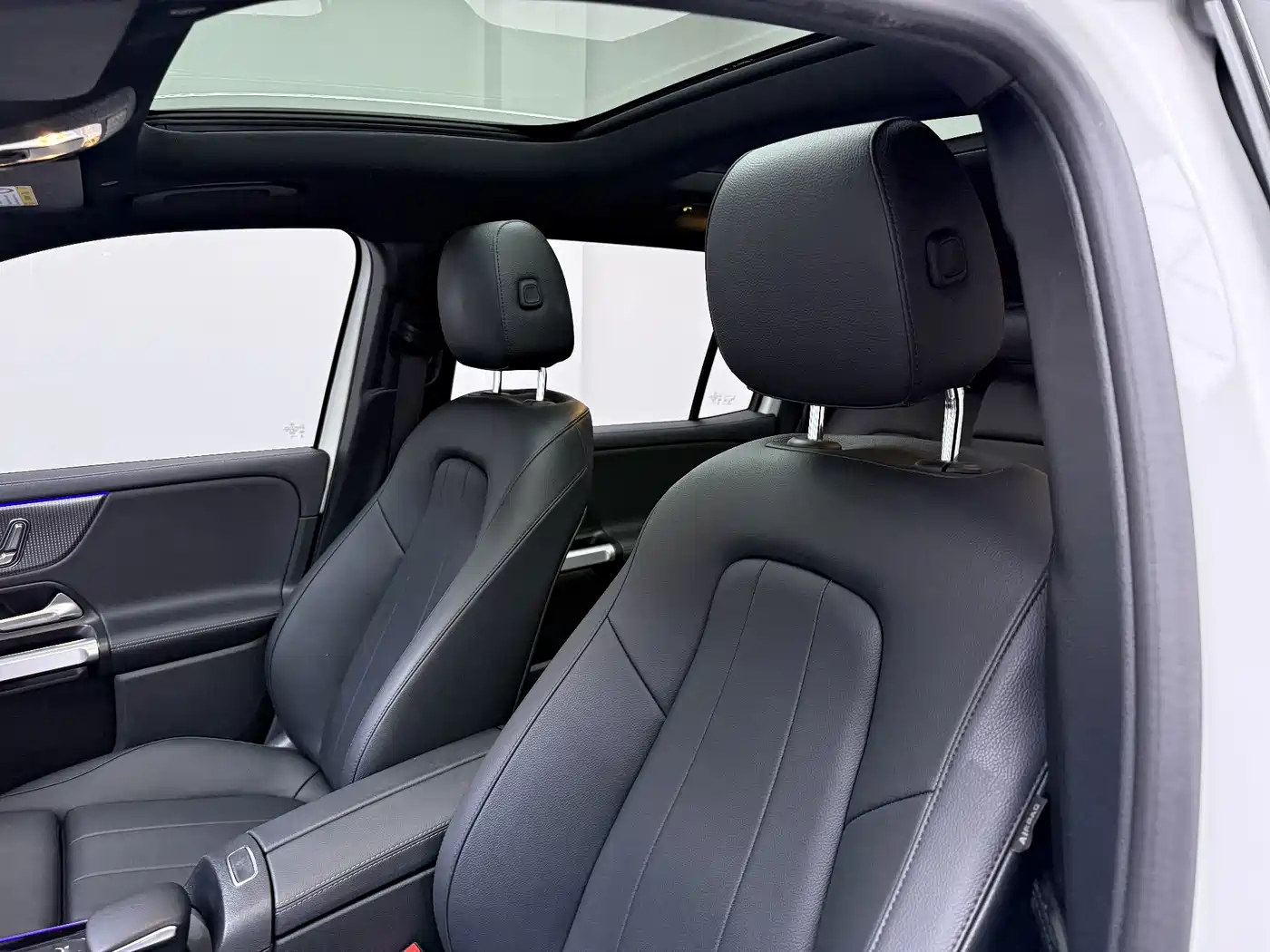 Mercedes-Benz EQB 2023 2023 EQB 260