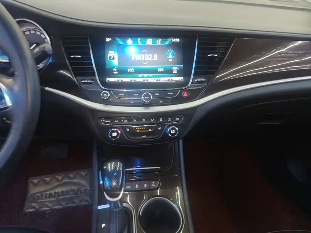 Фото 13 - Buick Verano