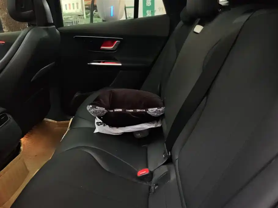 Mercedes-Benz EQE 2022 350 Pioneer Edition фото 11