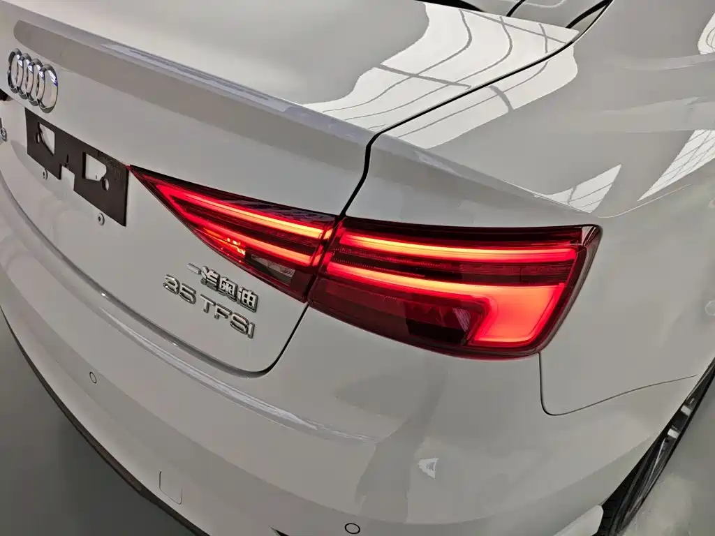 Фото 8 - Audi A3