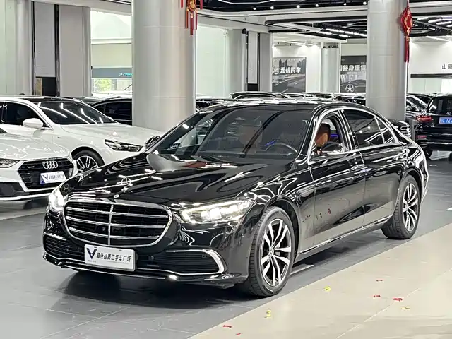 Mercedes-Benz S-Class 2022