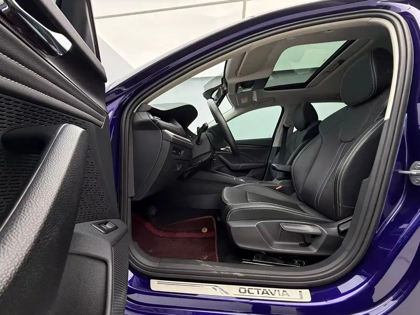 Škoda Octavia 2023 Facelift PRO TSI280 Premium Edition фото 19