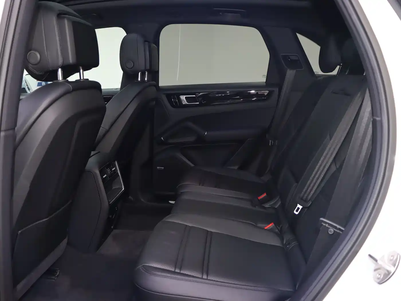 Porsche Cayenne 2019 Cayenne 3.0T фото 14