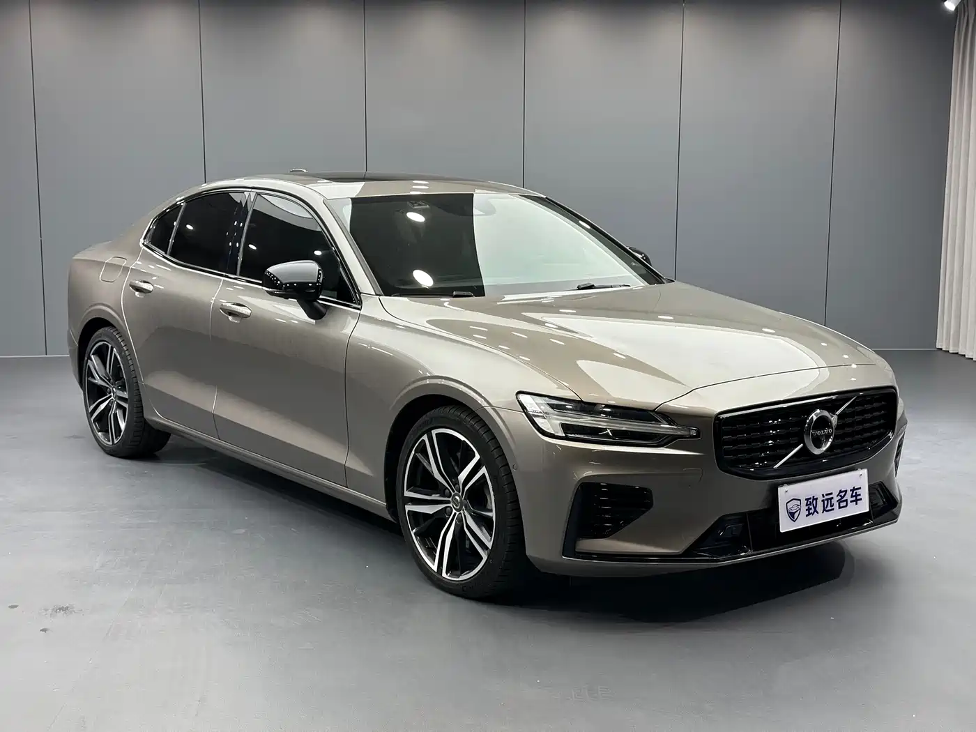 Volvo S60 Plug-in Hybrid 2021 2021 T8 Twin Engine AWD R-Design Sport Edition