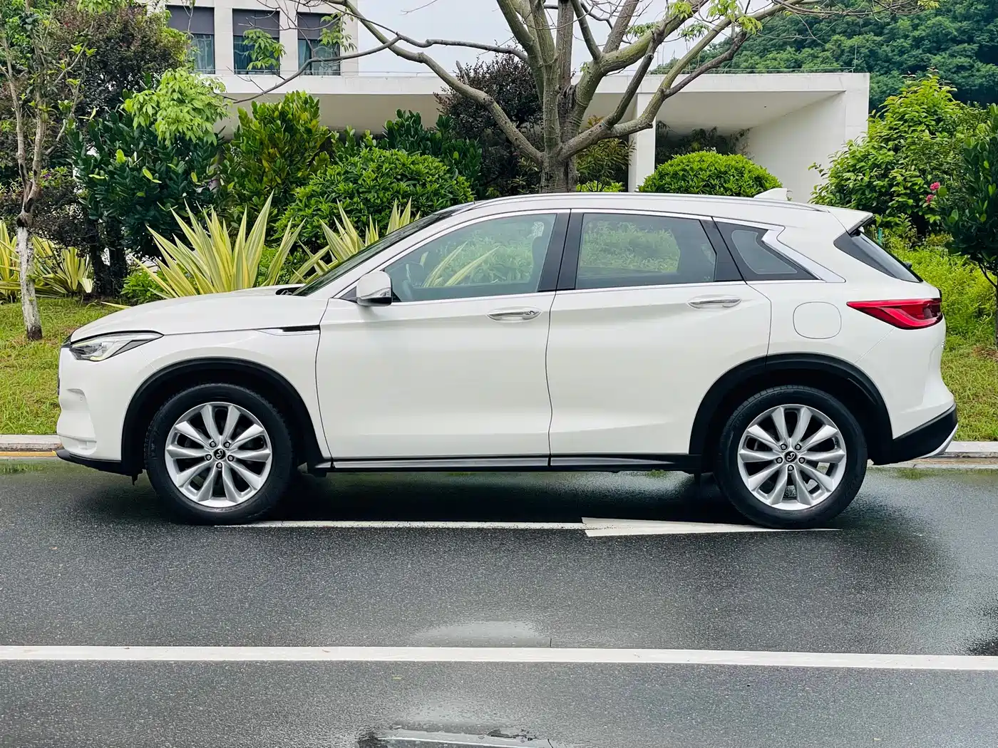 Infiniti QX50 2020 2018 2.0T 2WD Fashion Edition
