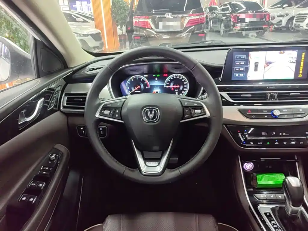 Changan Raeton CC 2018 2018 1.5T Auto Premium Class China V
