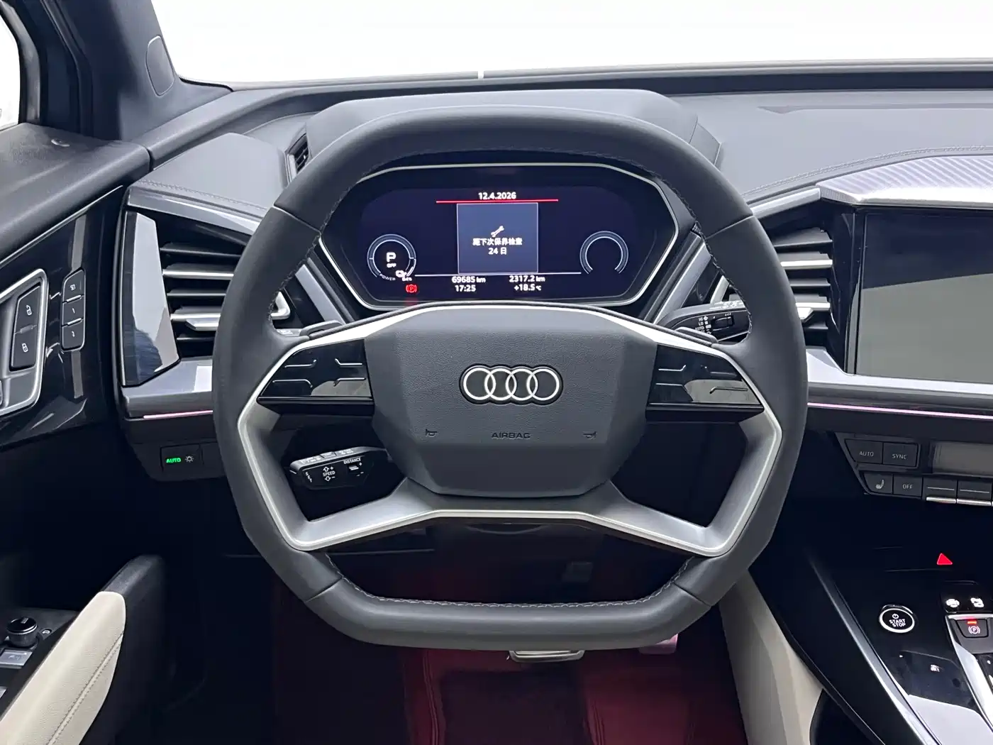 Audi Q4 e-tron 2022 40 e-tron First Edition фото 19